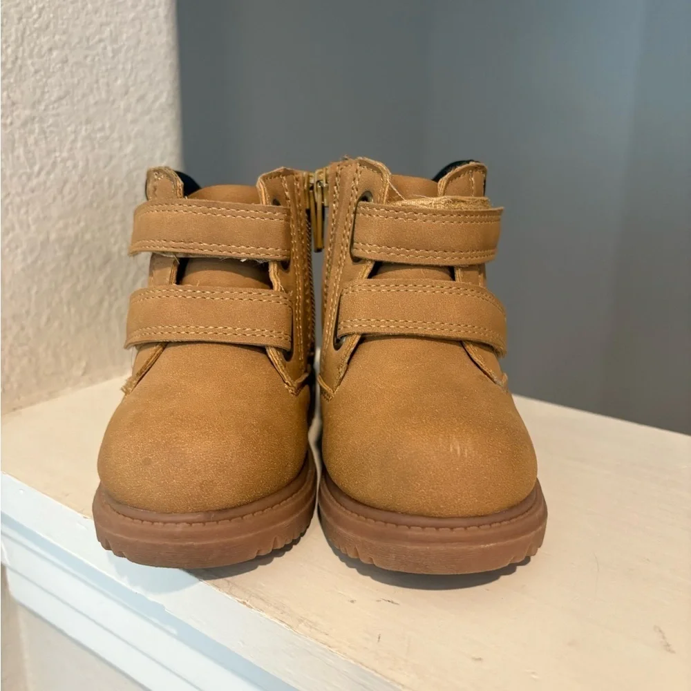 Wonder Nation Infant Tucker Construction Boots Size 4 Boys Easy On Off Zipper